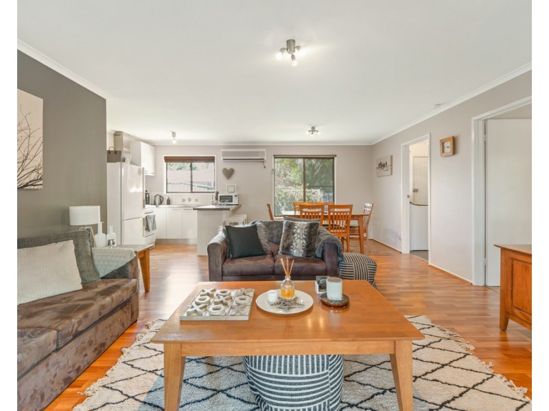 1 Endeavour Court, Cowes VIC 3922