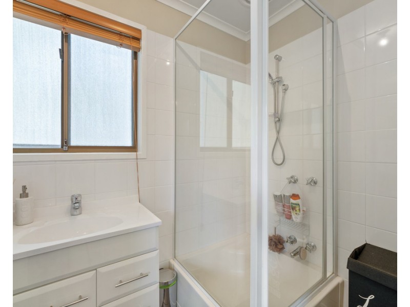 1 Endeavour Court, Cowes VIC 3922