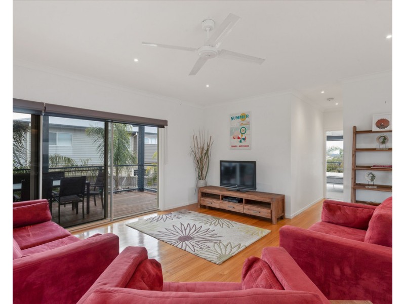 15 Water View Rise, Cowes VIC 3922