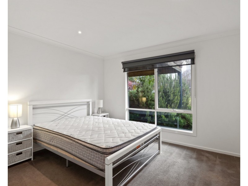 15 Water View Rise, Cowes VIC 3922