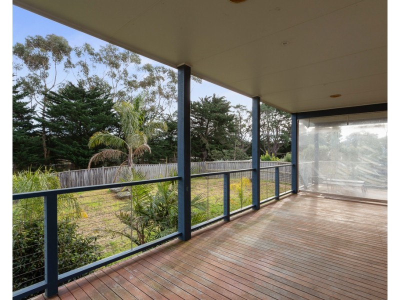 15 Water View Rise, Cowes VIC 3922