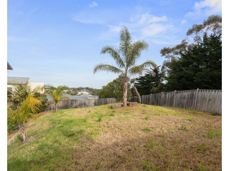 15 Water View Rise, Cowes VIC 3922