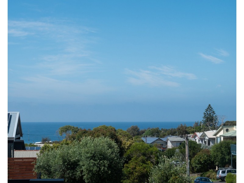 13 Hollywood Crescent, Smiths Beach VIC 3922