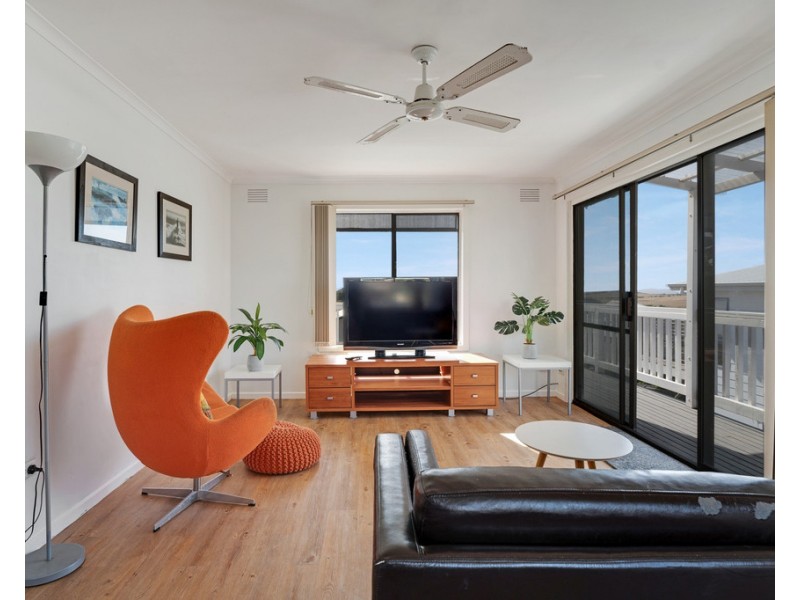 13 Hollywood Crescent, Smiths Beach VIC 3922