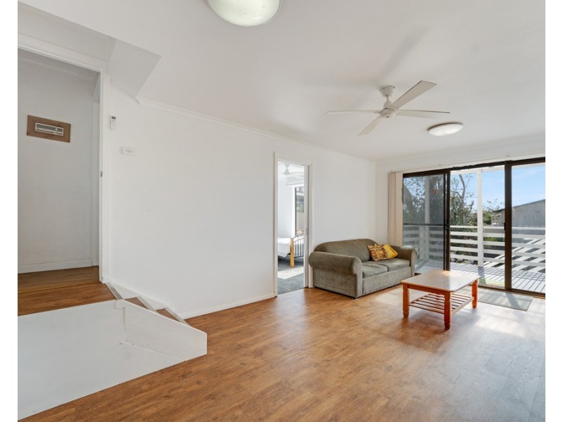 13 Hollywood Crescent, Smiths Beach VIC 3922