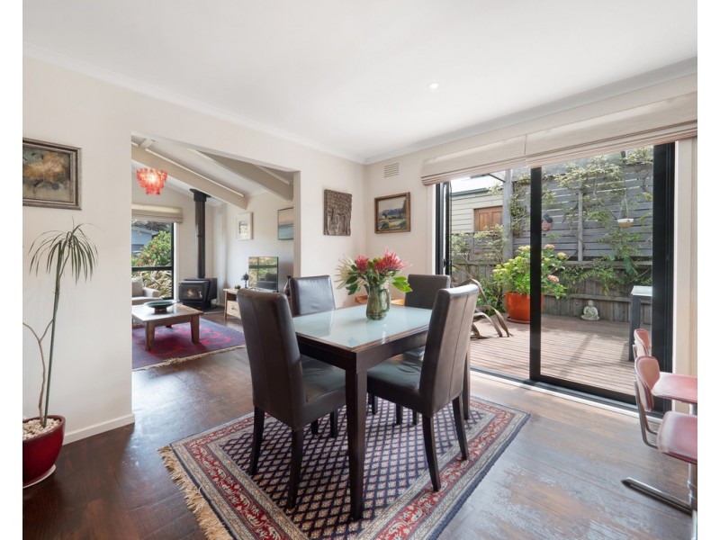 8 Dixon Street, Surf Beach VIC 3922