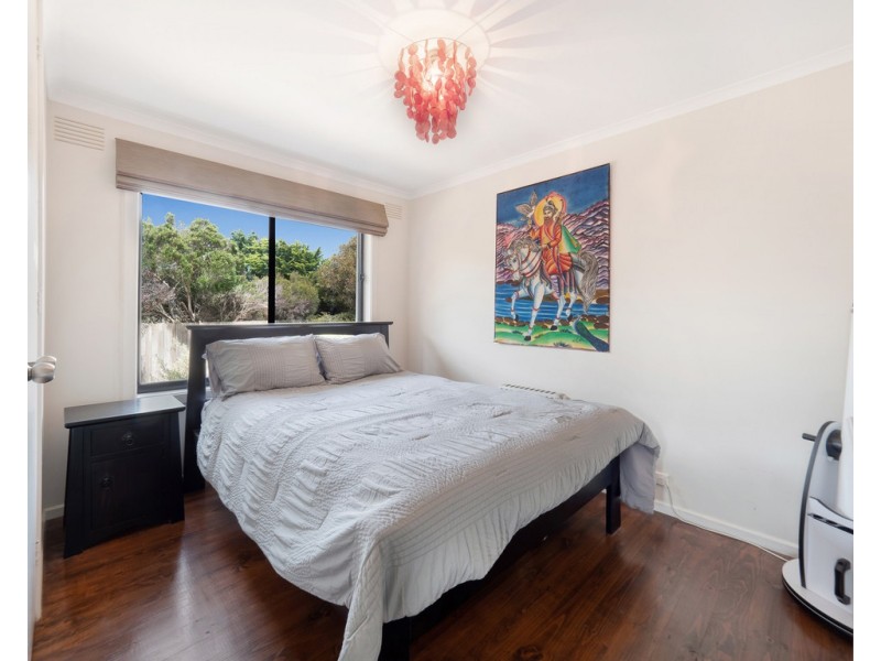 8 Dixon Street, Surf Beach VIC 3922