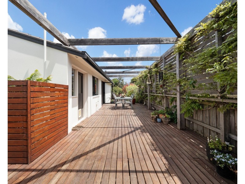 8 Dixon Street, Surf Beach VIC 3922