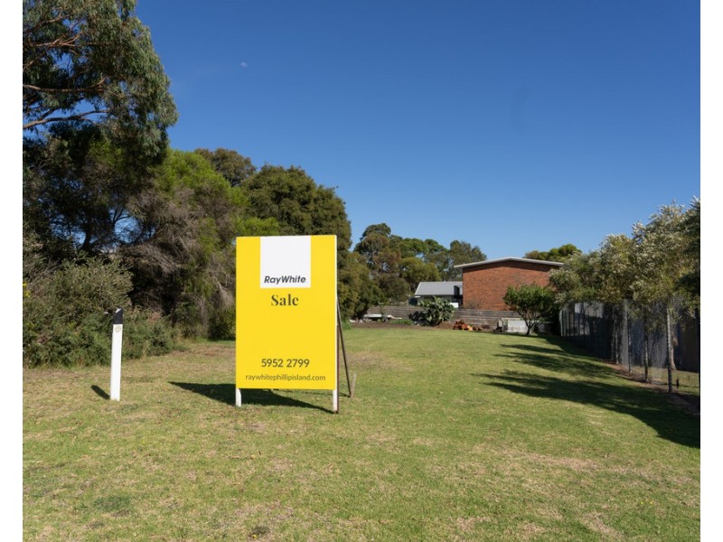 24 Lyall Street, Ventnor VIC 3922