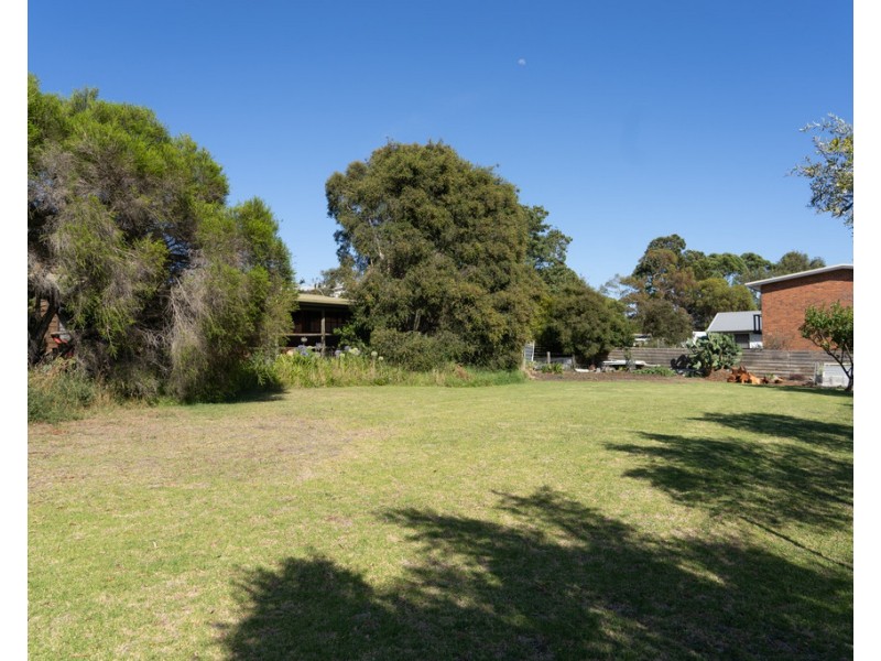 24 Lyall Street, Ventnor VIC 3922
