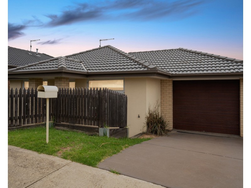10 Wonga Lane, Cowes VIC 3922