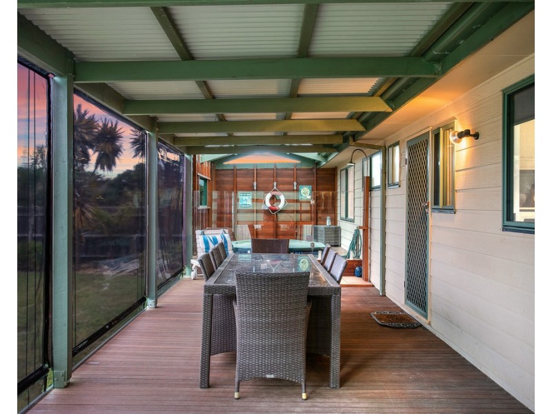 5 Malcalm Avenue, Surf Beach VIC 3922