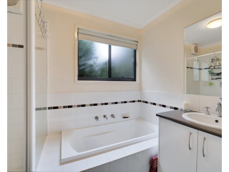 1/28 Malcliff Road, Newhaven VIC 3925