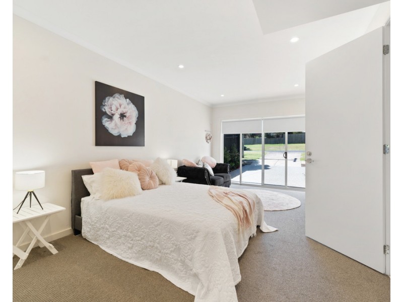 14 Walpole Street, Cowes VIC 3922