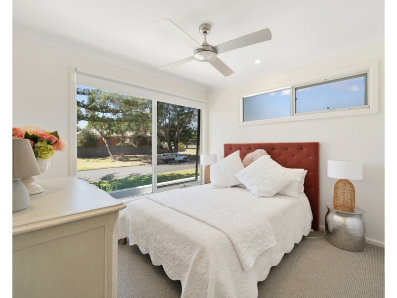 14 Walpole Street, Cowes VIC 3922