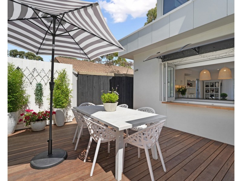 14 Walpole Street, Cowes VIC 3922