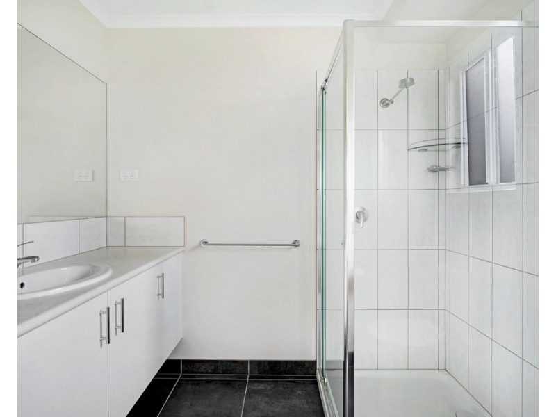 32 Norman Drive, Cowes VIC 3922