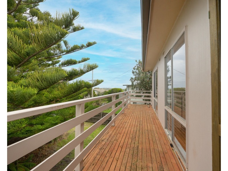 18 Maroubra Drive, Cape Woolamai VIC 3925
