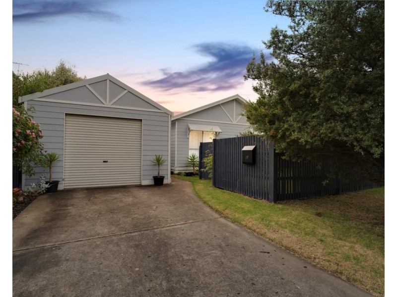 29 Goondiwindi Drive, Cowes VIC 3922