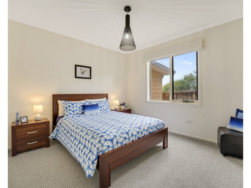 19 Water View Rise, Cowes VIC 3922