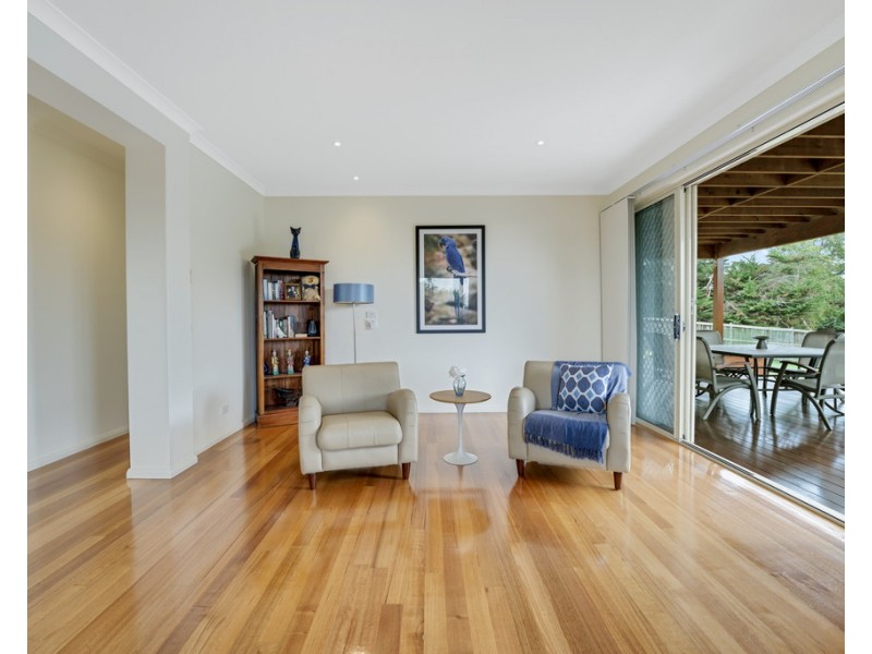 19 Water View Rise, Cowes VIC 3922