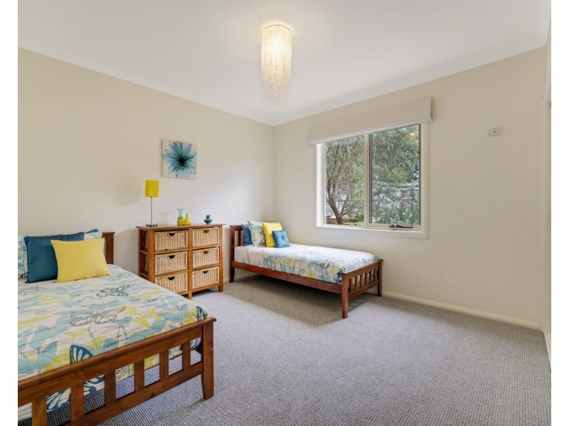 19 Water View Rise, Cowes VIC 3922