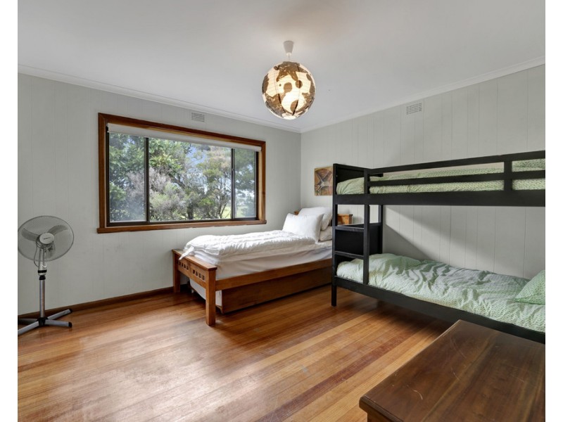 526 Settlement Road, Cowes VIC 3922