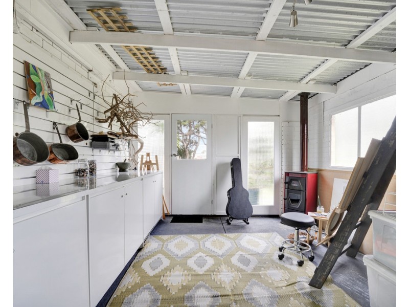 526 Settlement Road, Cowes VIC 3922