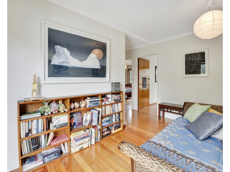 526 Settlement Road, Cowes VIC 3922