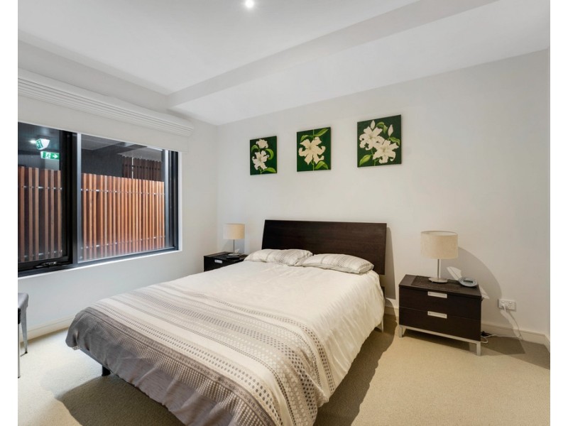 12/4 The Esplanade, Cowes VIC 3922