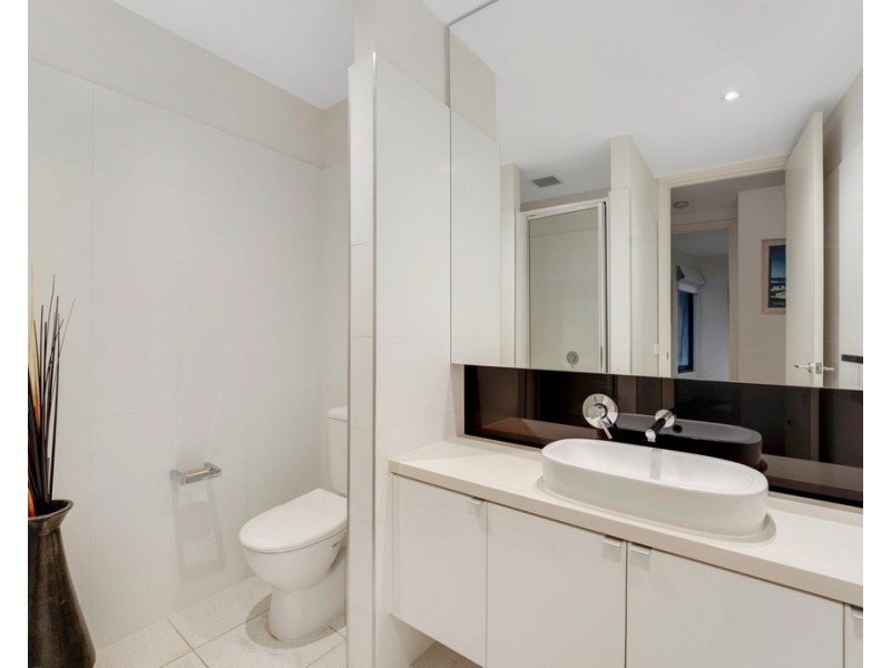 12/4 The Esplanade, Cowes VIC 3922