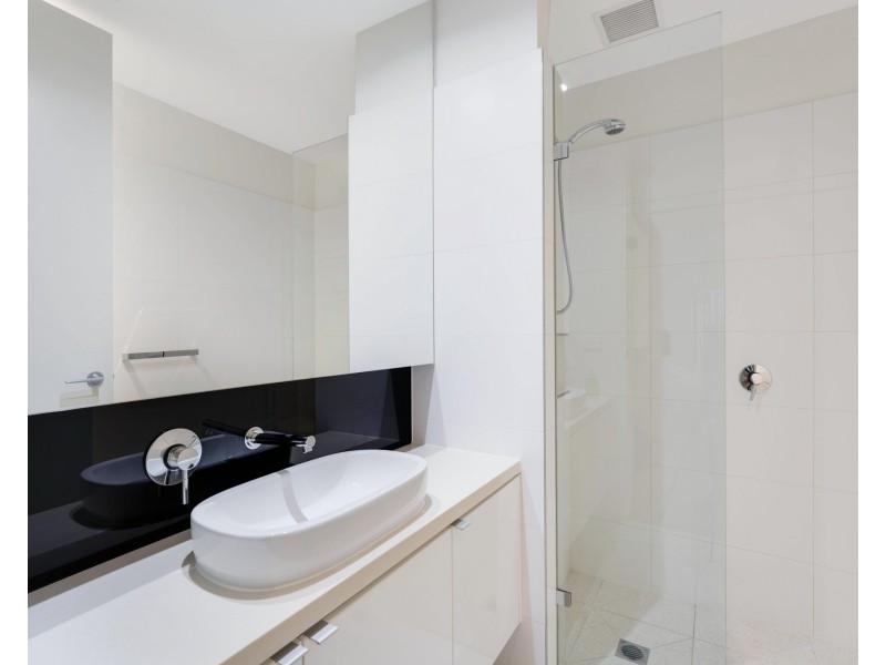 12/4 The Esplanade, Cowes VIC 3922