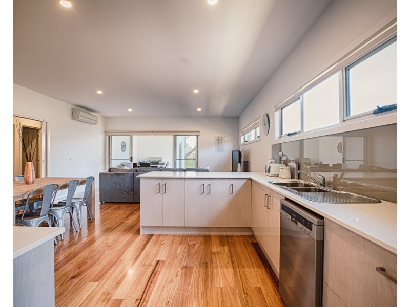 32 Teddy Bear Lane, Cowes VIC 3922