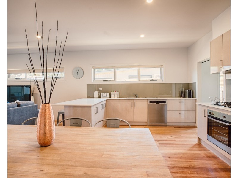 32 Teddy Bear Lane, Cowes VIC 3922