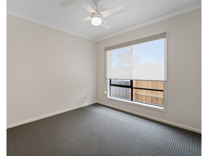 2/105 McKenzie Road, Cowes VIC 3922