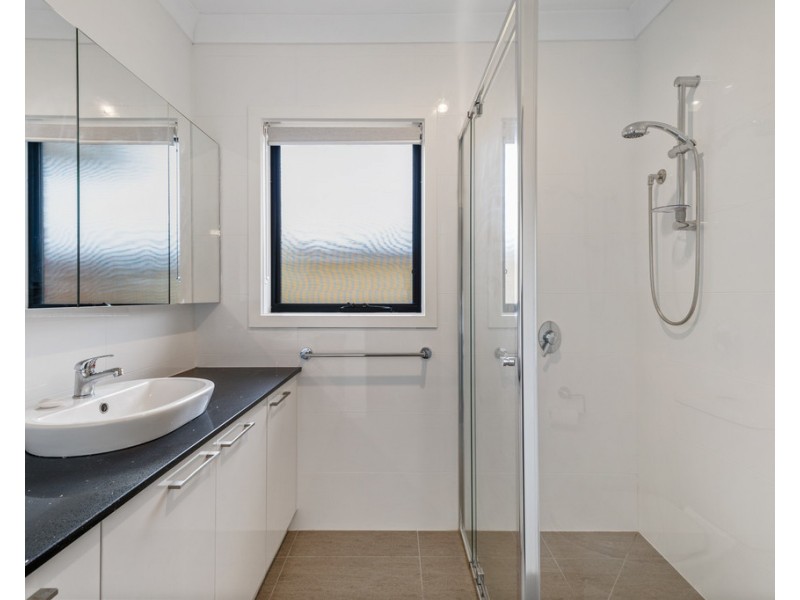 2/105 McKenzie Road, Cowes VIC 3922