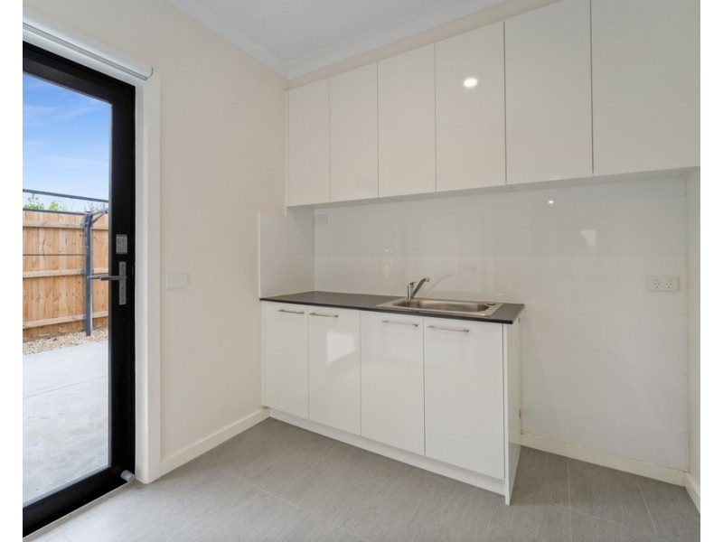 2/105 McKenzie Road, Cowes VIC 3922