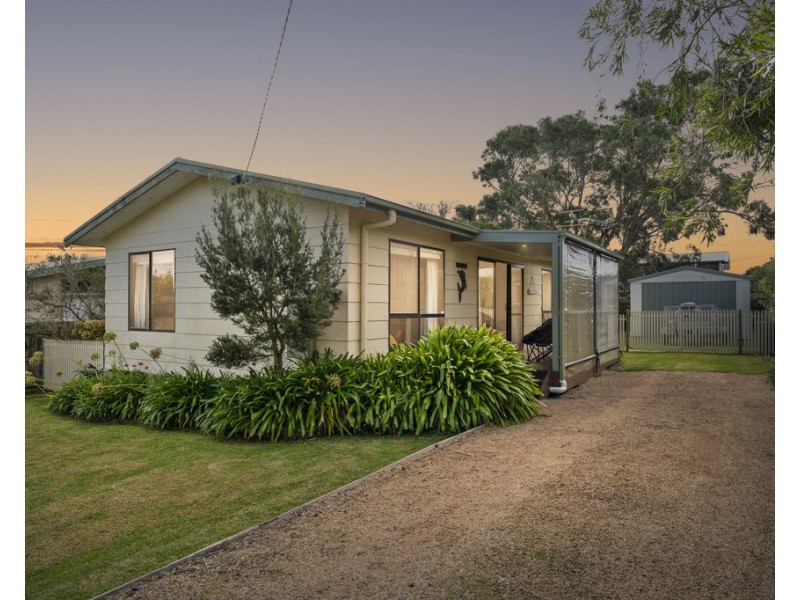 20 Clearwater Avenue, Cape Woolamai VIC 3925