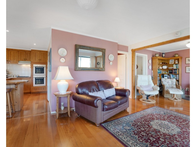 13 Hastings Street, Rhyll VIC 3923