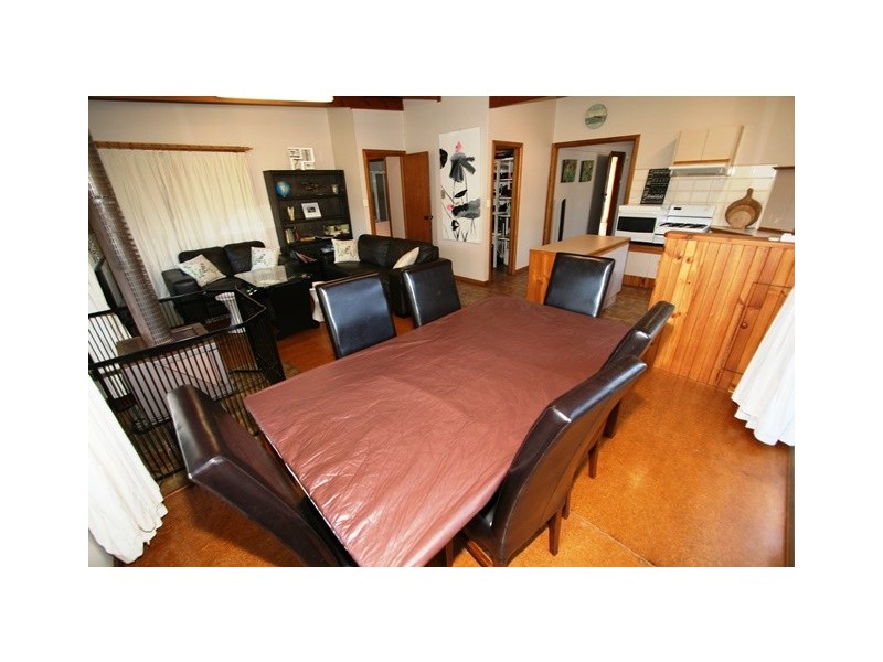 17 Outlook Drive, Cowes VIC 3922