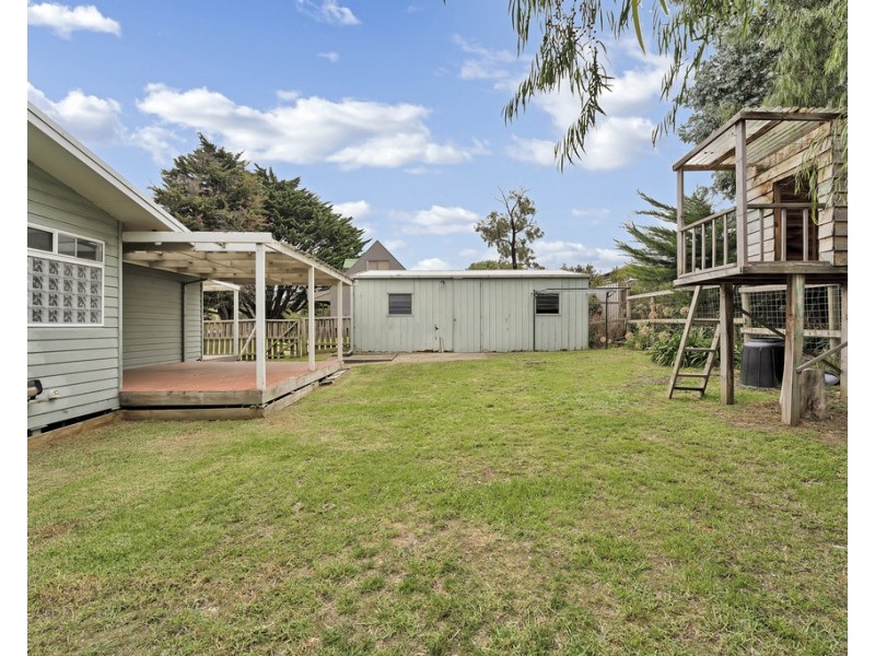 594 Settlement Road, Cowes VIC 3922