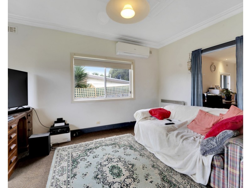 23 San Remo Crescent, Sunset Strip VIC 3922