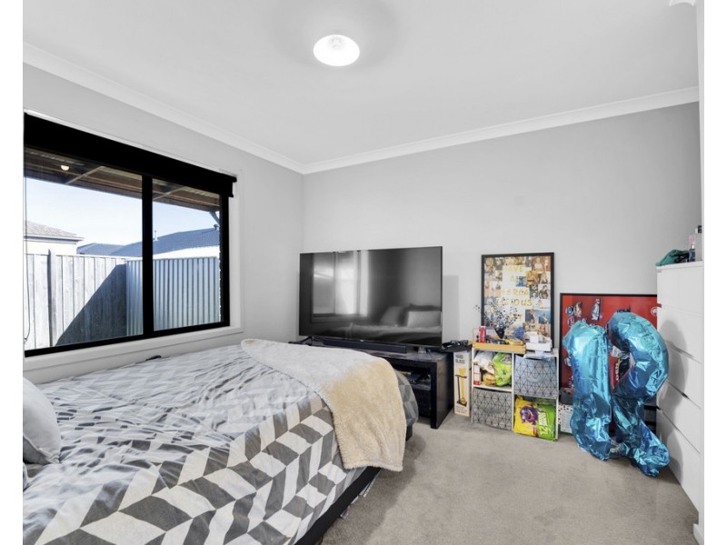 3 Waldorf Road, Cowes VIC 3922