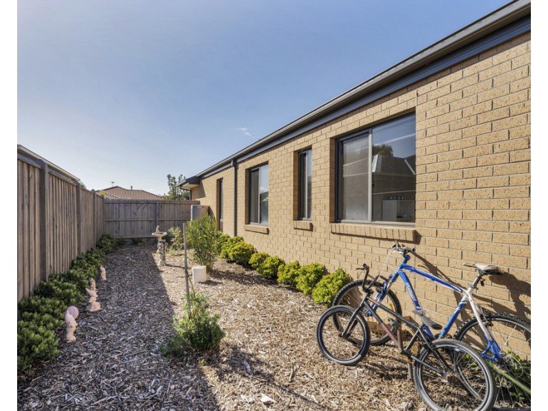 3 Waldorf Road, Cowes VIC 3922