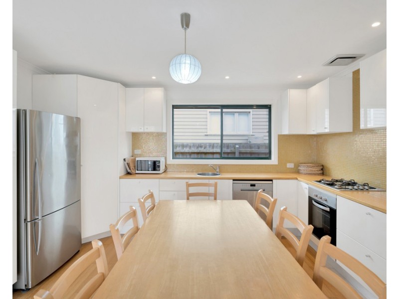 9A Malcalm Avenue, Surf Beach VIC 3922