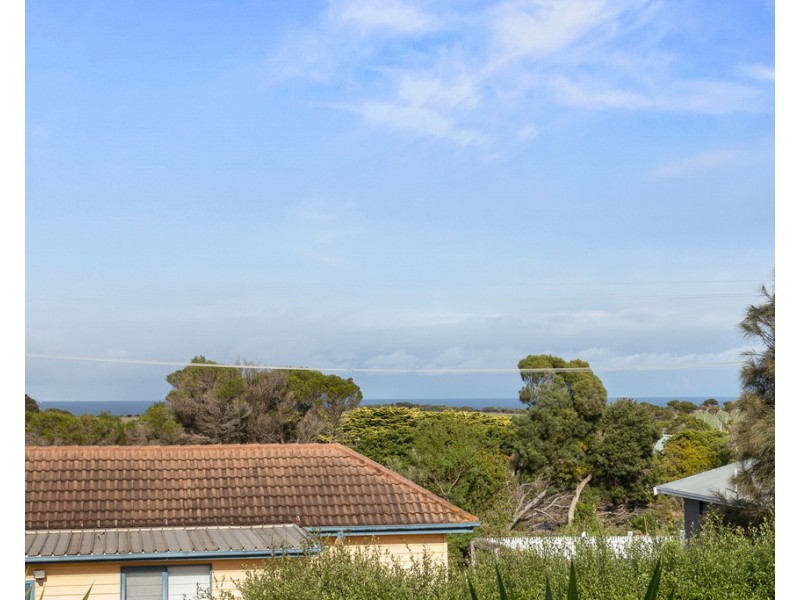 11 Sunset Drive, Sunset Strip VIC 3922