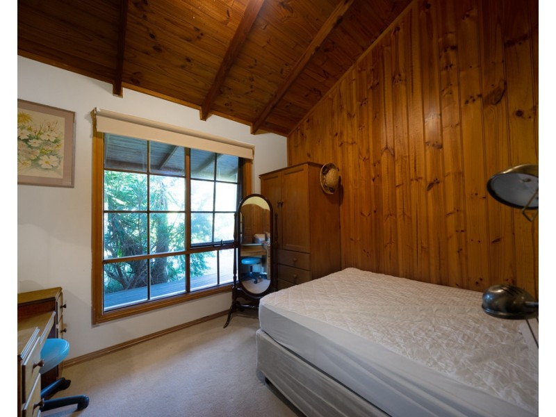 6 Fowler Grove, Newhaven VIC 3925