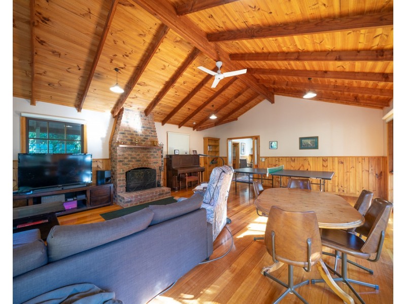 6 Fowler Grove, Newhaven VIC 3925
