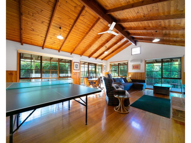 6 Fowler Grove, Newhaven VIC 3925