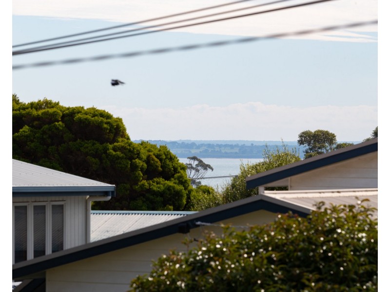 3 Yarramundi Way, Cowes VIC 3922